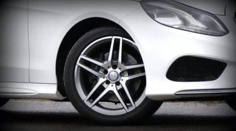 What Checks Should You Perform on Your Car Before a Long Trip? Read On to Find Out!