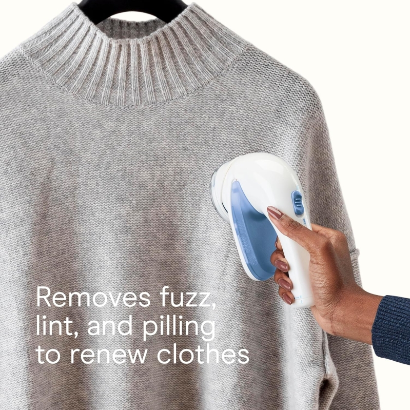 Conair Battery-Operated Portable Fabric Shaver and Lint Remover - White