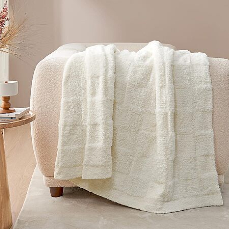 Snuggle Sac Checkered Throw Blanket – $13.99 Deal